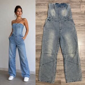 Strapless Wide Leg Denim Jumpsuit Size L‎ Light Wash Blue Seam Detail Y2K Romper